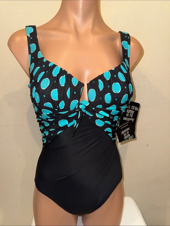 Miraclesuit Other - NWT Miraclesuit one piece swimsuit Sandra admins green size 8
